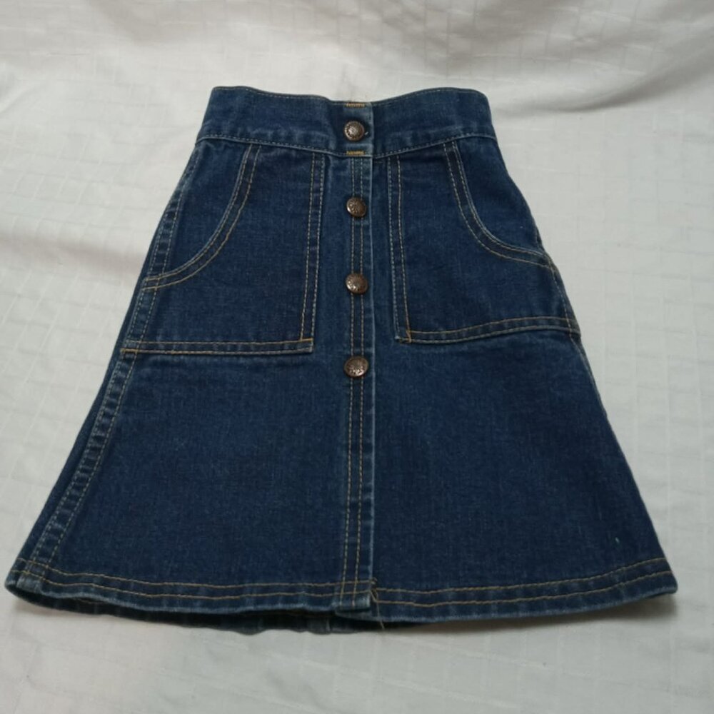 Just like mom! Vintage blue denim skirt, 1977.
